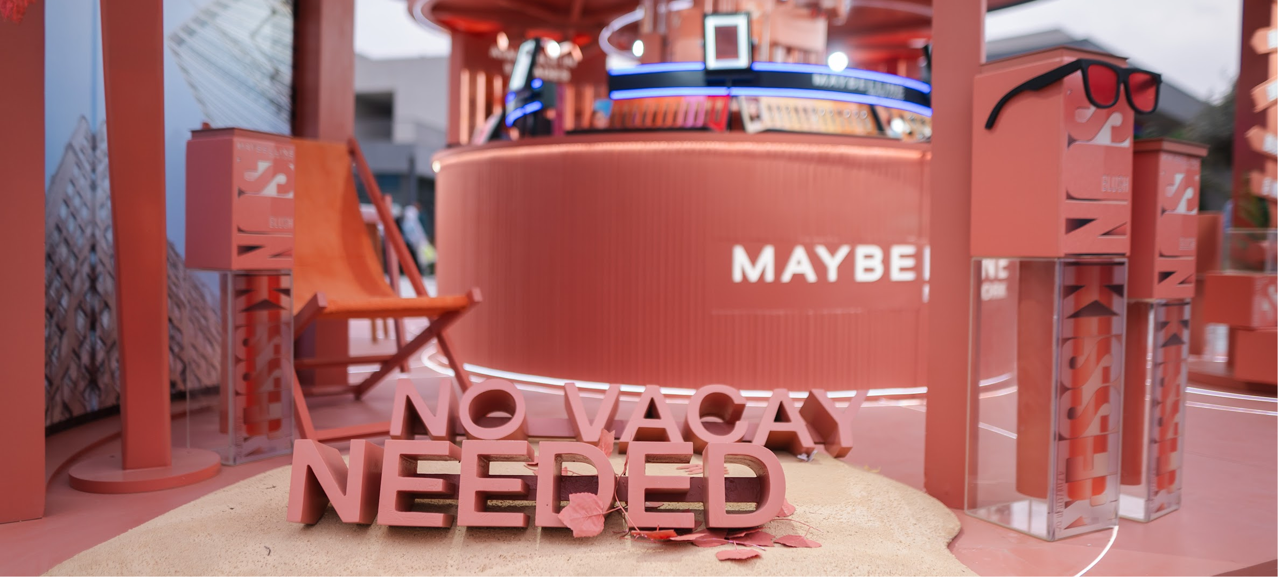 Maybelline District 5 — The Final Experience